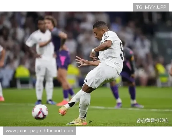 欧冠姆巴佩人缝突破单刀冷静推射扩大比分