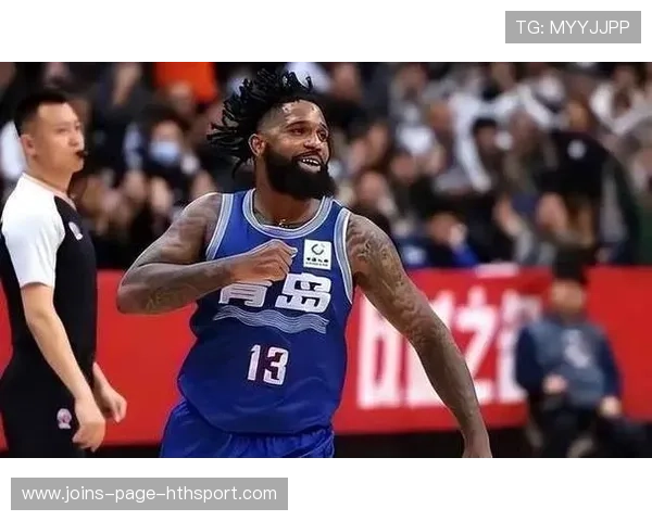 身高1米96摇摆人！山东男篮官宣：前NBA球员德沃恩正式加盟球队，山东男篮新队员