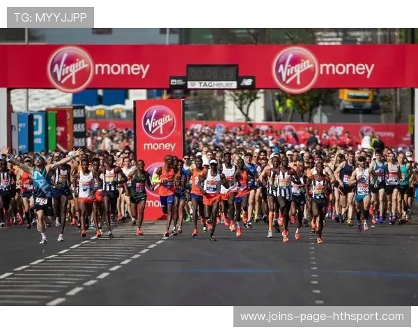 伦敦马拉松纯跑者打破历史纪录，现场气氛热烈，2020年伦敦马拉松全程视频