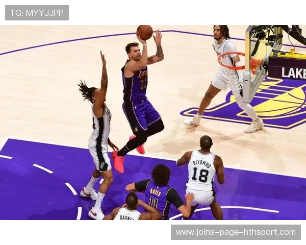 东契奇三双湖人胜热火,替补神将轰25+8+4断,东契奇加盟湖人 东契奇三双湖人胜热火,替补神将轰25+8+4断,东契奇加盟湖人